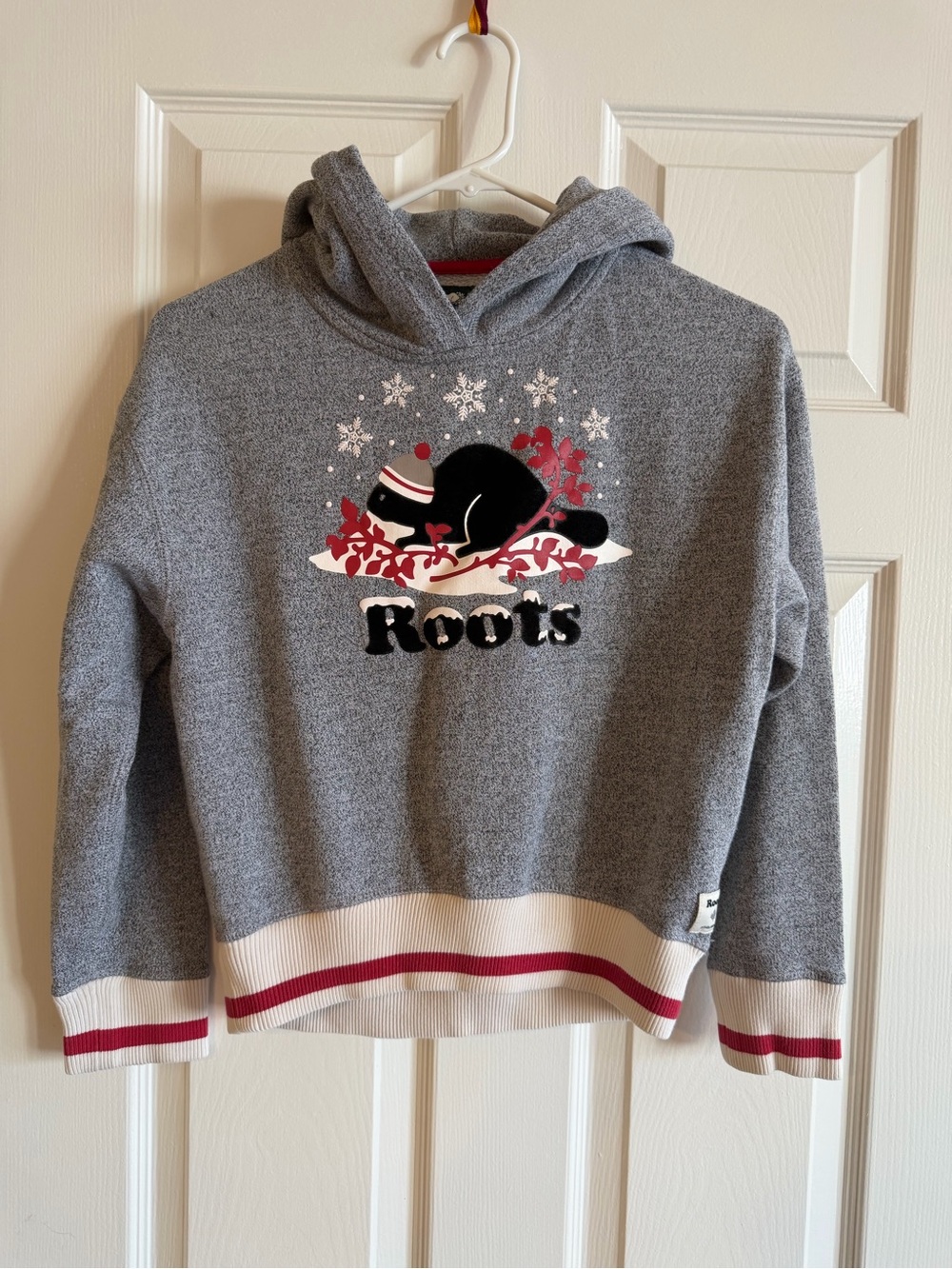 Roots Kids Gray Hoodie with Red Trim Winter Large